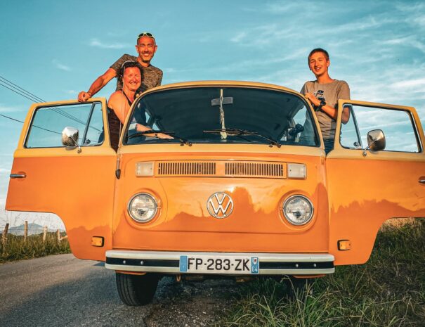 coucher de soleil au pays basque balade en combi VW | Txiki Combi pays Basque