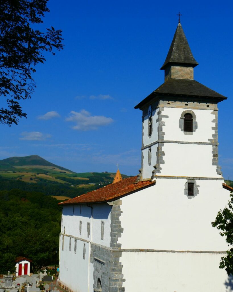 Visite d'Itxassou au Pays Basque | Txiki Combi quel village visiter au pays basque